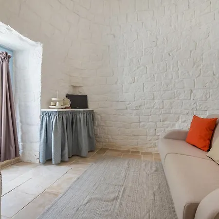 Villa Helloapulia Trulli Olea Charme Cisternino