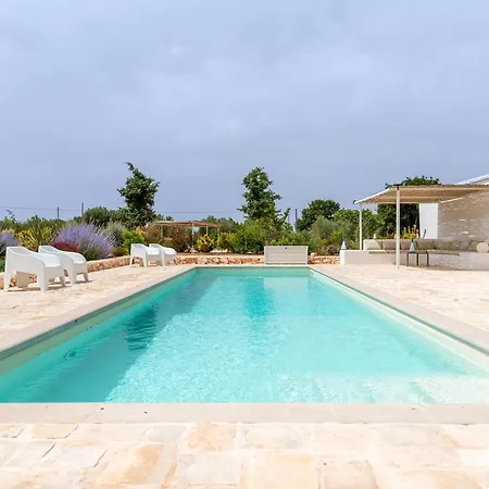 Villa Helloapulia Trulli Olea Charme Cisternino